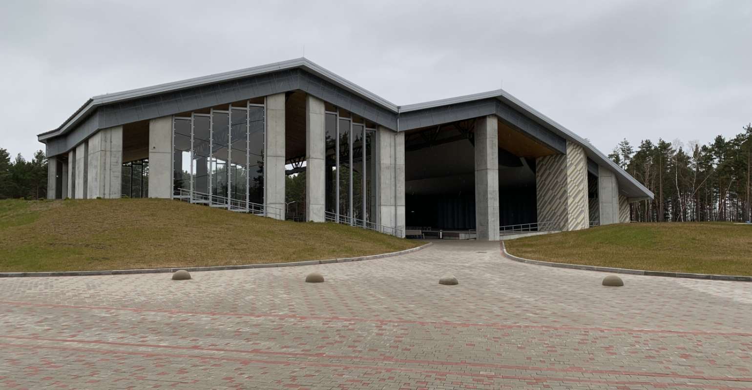 Projekti | Rojas Brīvdabas estrāde | AE LUX